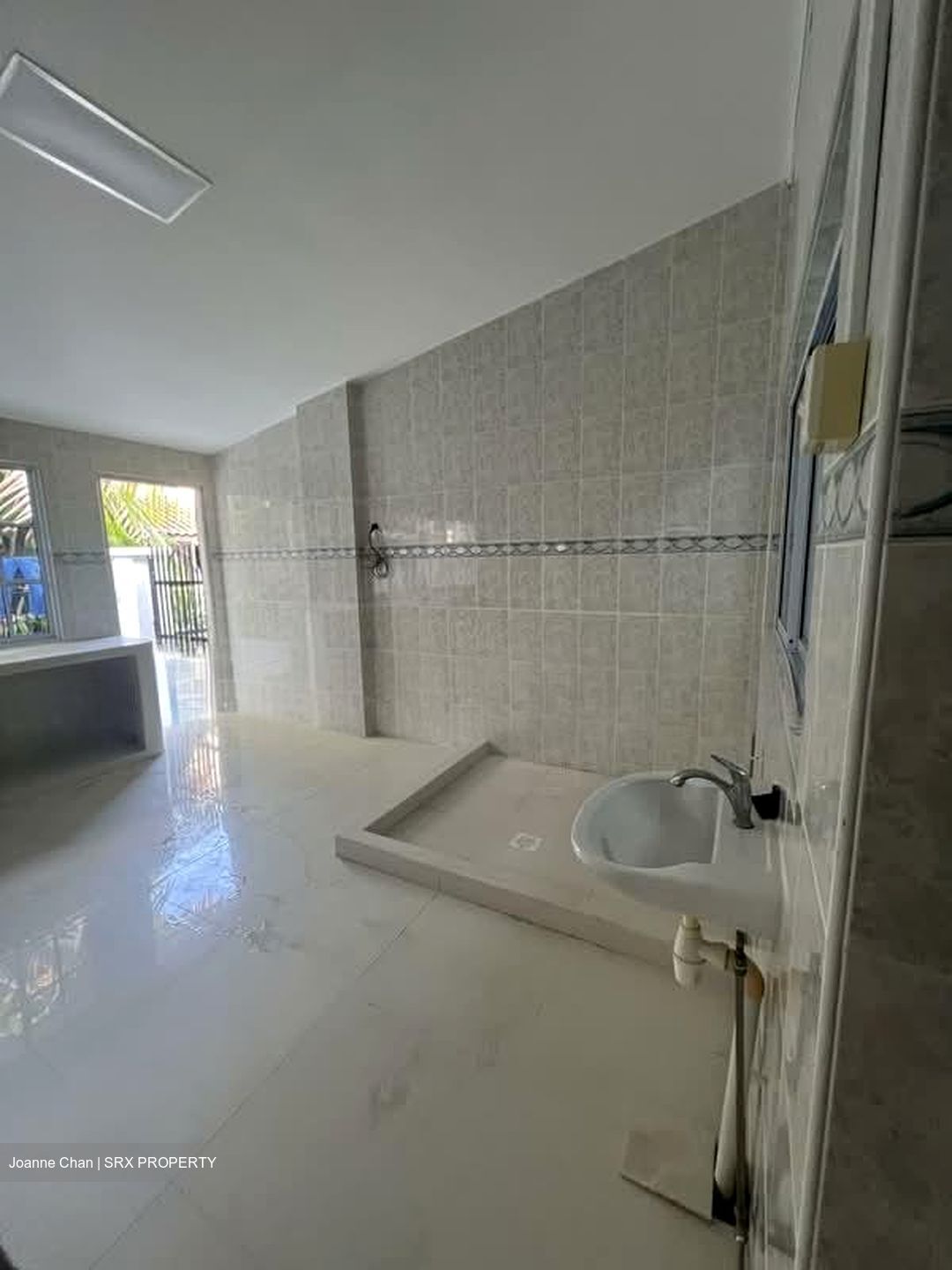 Lucky Hills (D16), Terrace #602543911